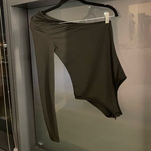 One sleeve black sculpting bodysuit
